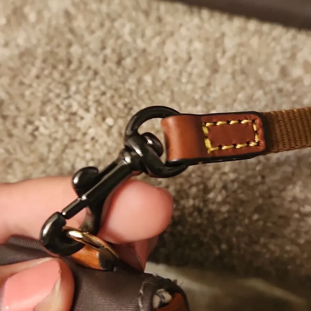 Dooney & Bourke 
